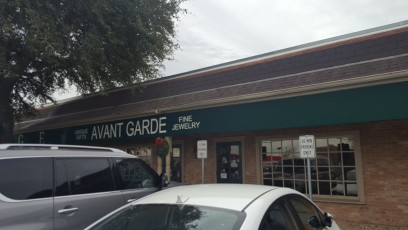 Engagement Ring Jewelry Store