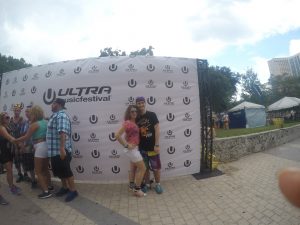 '2015-03-27 18:09:48'