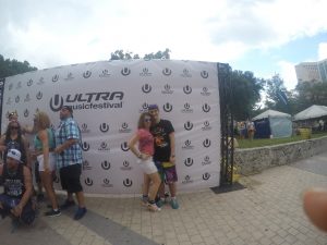 '2015-03-27 18:09:50'